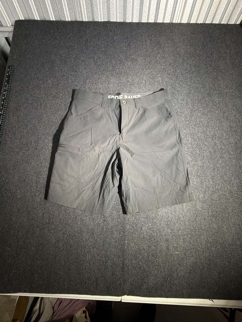 Eddie Bauer Rainier Tech Hiking Shorts Men's Size 34 black